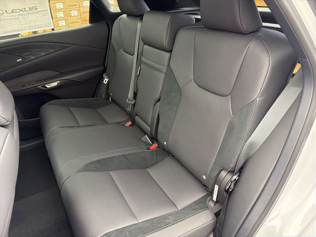 New 2026 Lexus RX 350 AWD image 18