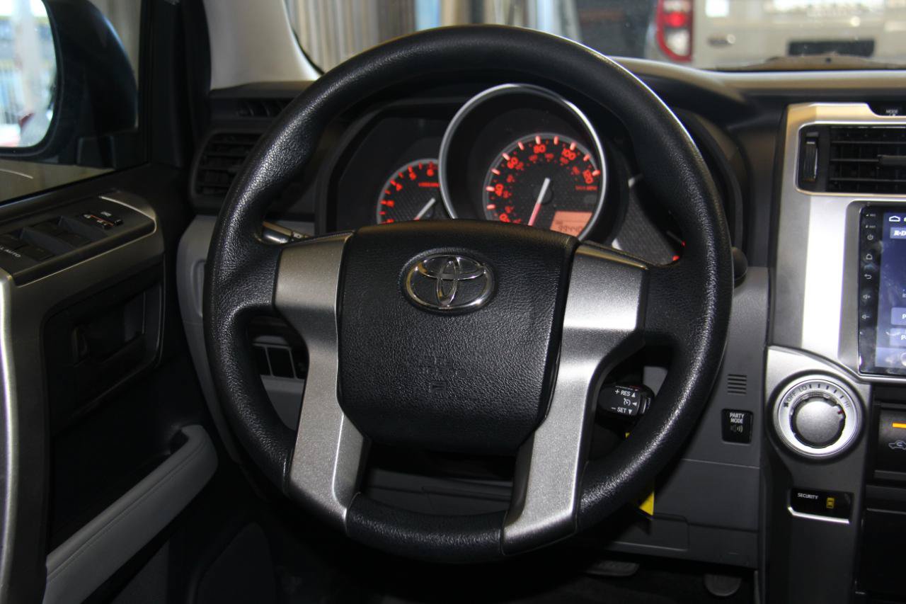 Used 2010 Toyota 4Runner SR5 RWD image 11