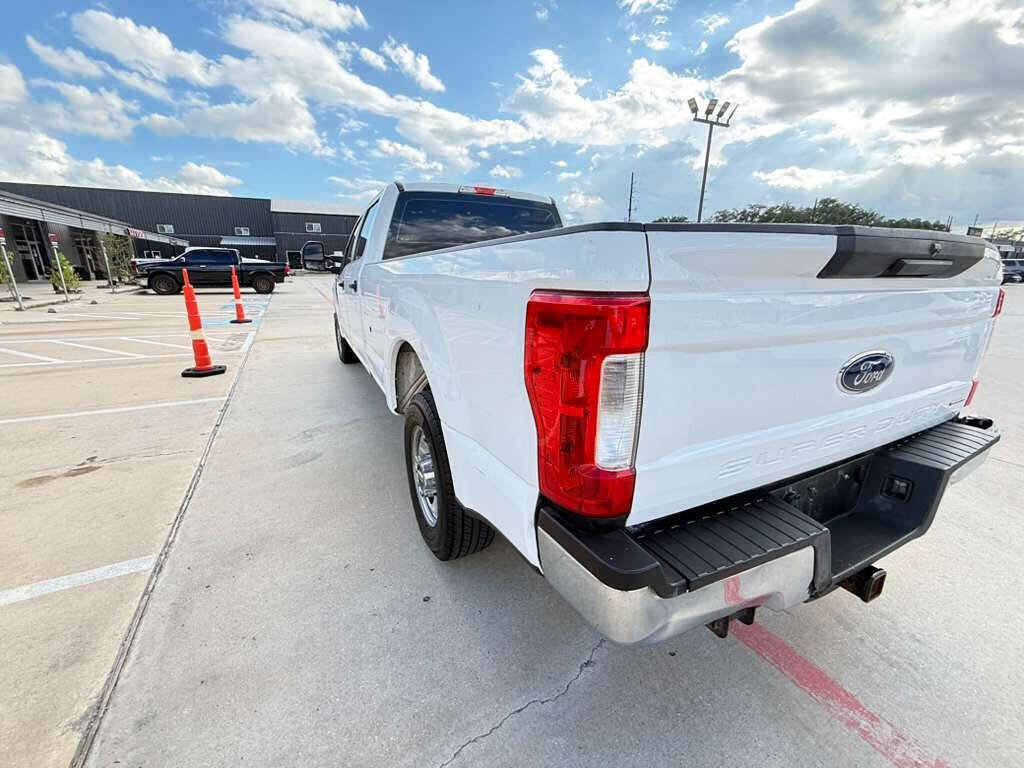 Used 2019 Ford F250 XL w/ Power Equipment Group image 11