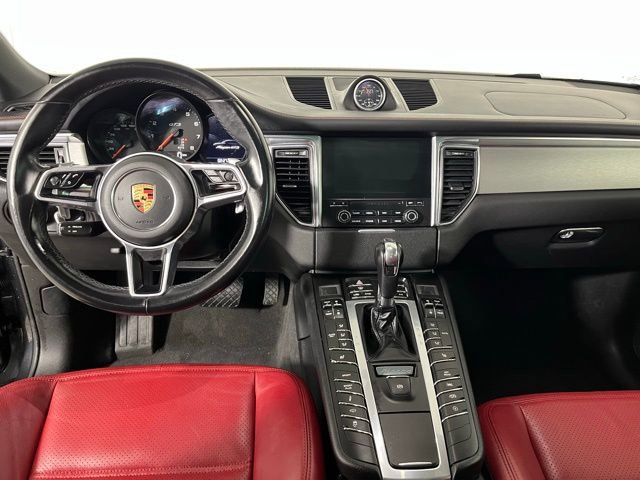 Used 2018 Porsche Macan GTS image 13