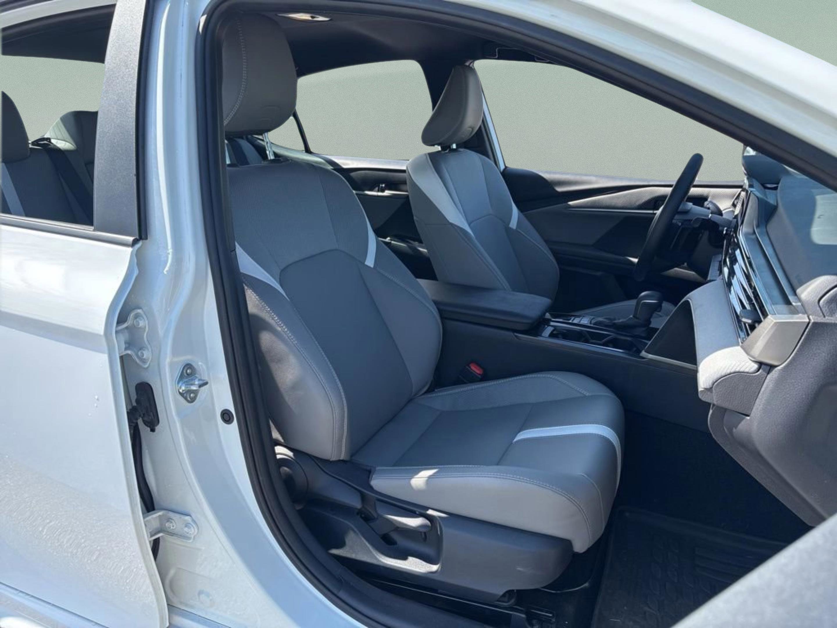 Certified 2025 Toyota Camry SE FWD image 35