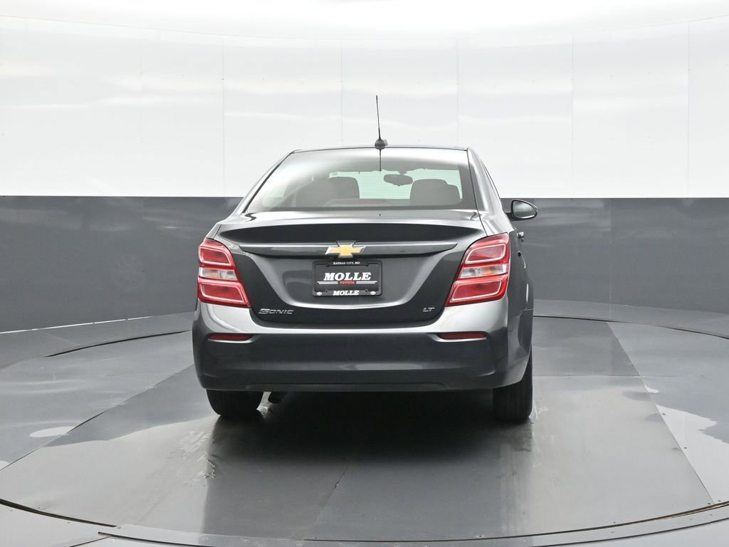 Used 2020 Chevrolet Sonic LT w/ Convenience Package FWD image 6
