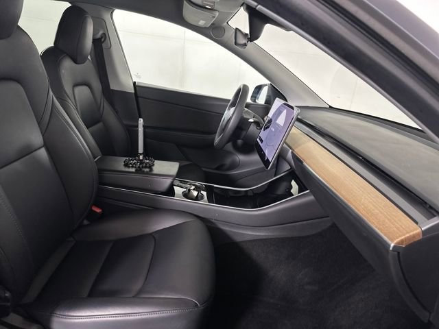 Used 2020 Tesla Model Y Long Range image 25