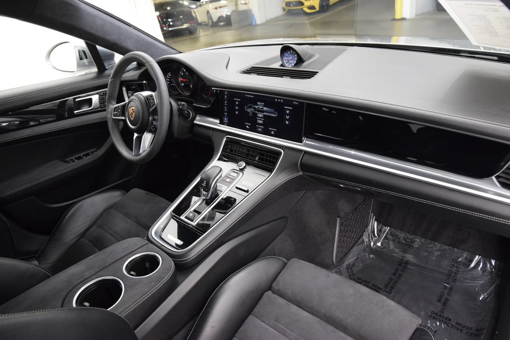 Used 2019 Porsche Panamera GTS AWD/4WD image 16