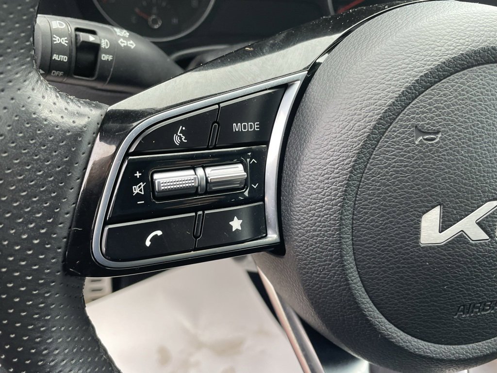 Certified 2023 Kia Forte GT-Line image 22