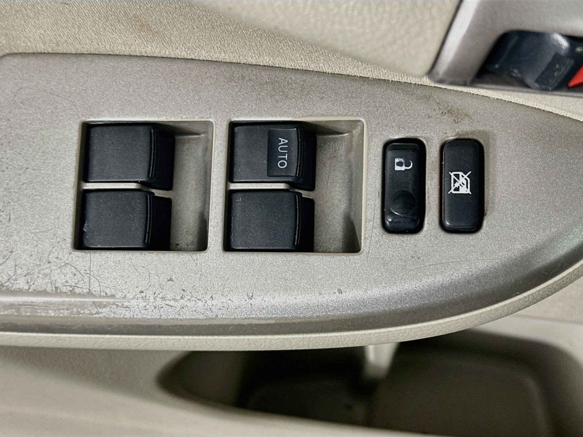 Used 2011 Toyota Corolla LE FWD image 15