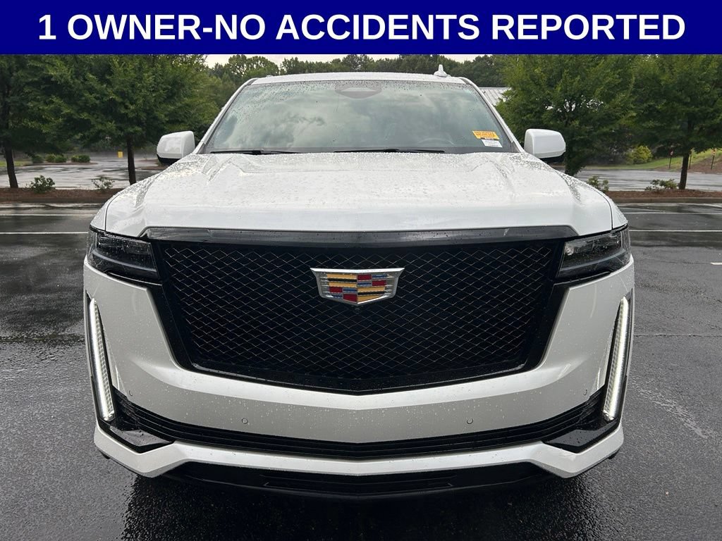 Used 2024 Cadillac Escalade Sport AWD/4WD image 13