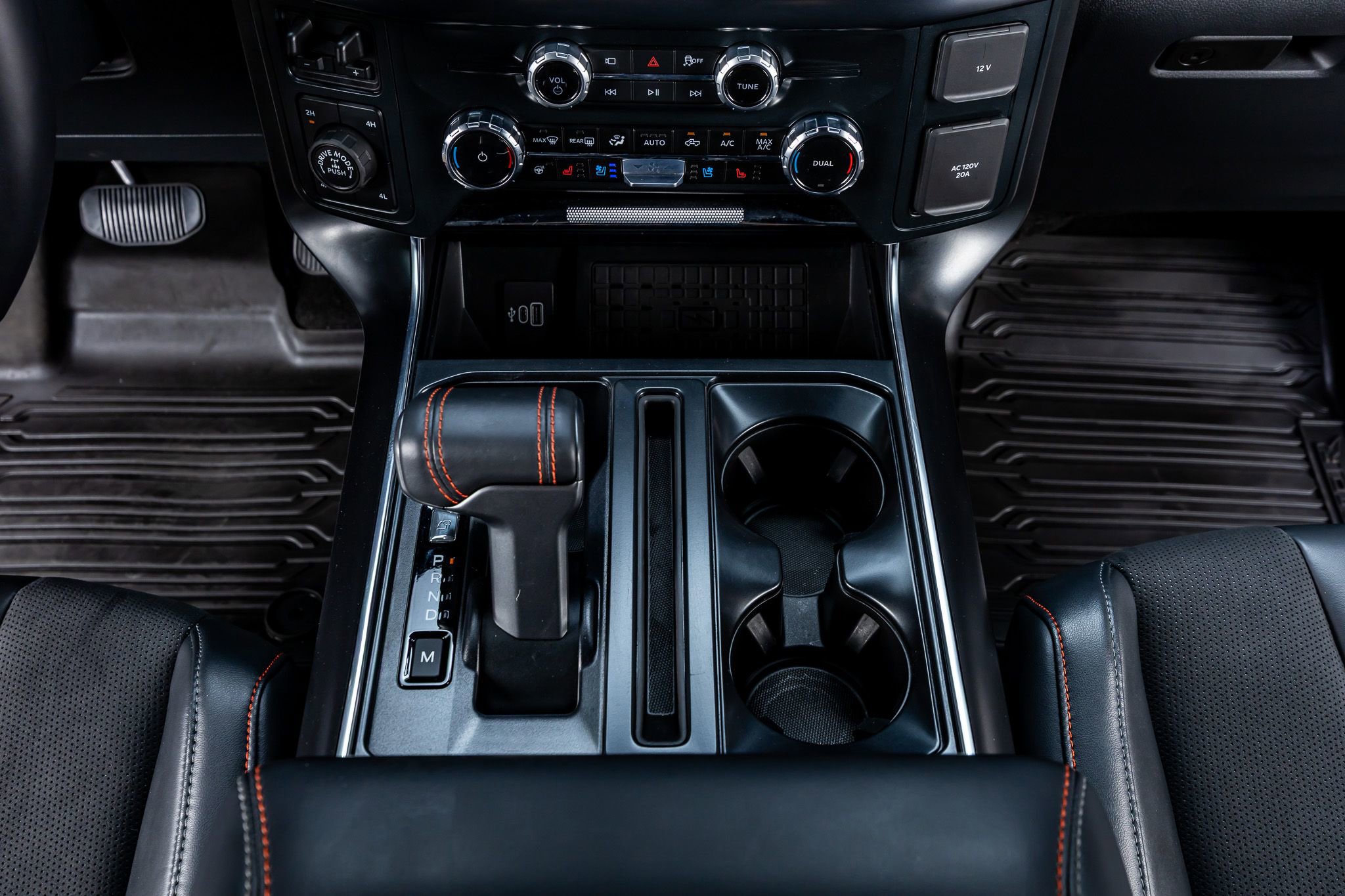 Used 2025 Ford F150 Raptor AWD/4WD image 29