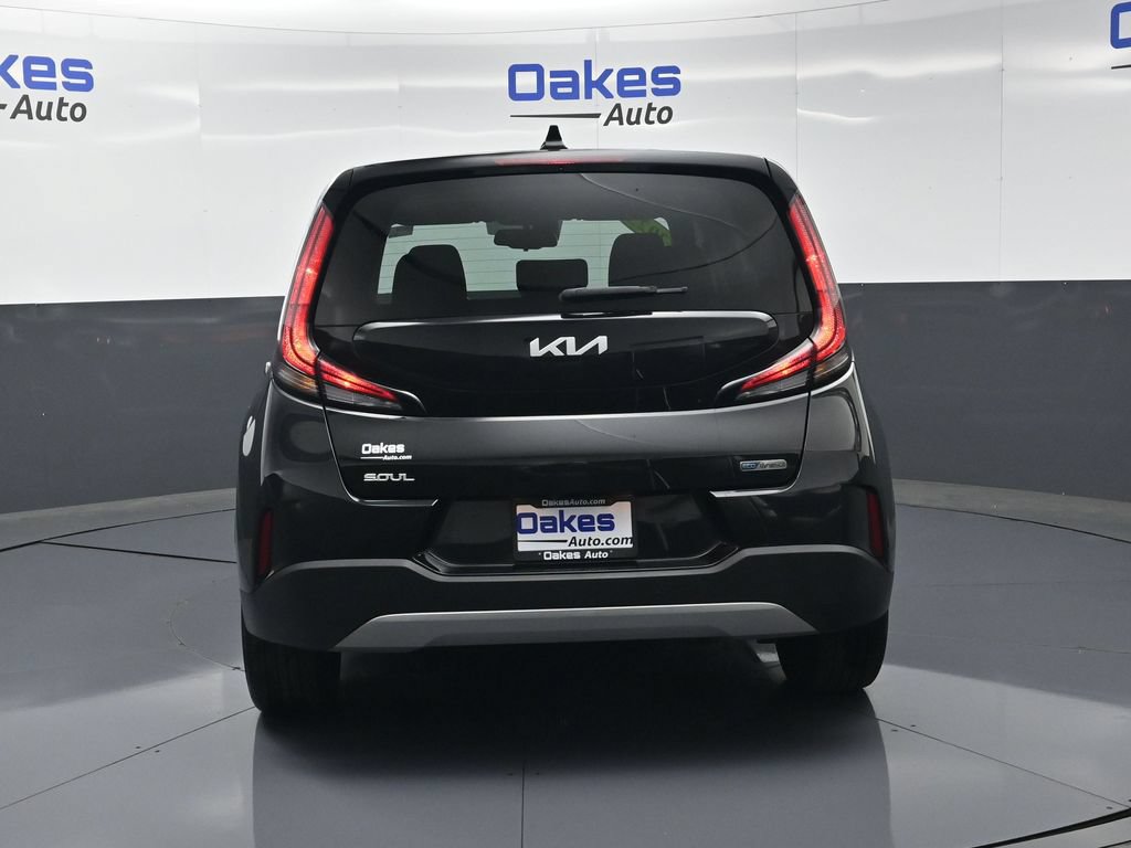 Certified 2023 Kia Soul EX FWD image 6