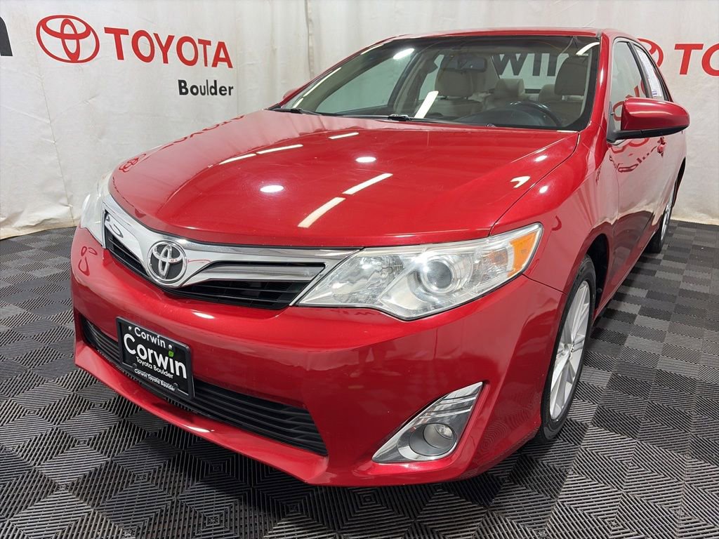Used 2014 Toyota Camry XLE w/ Leather Package FWD image 3