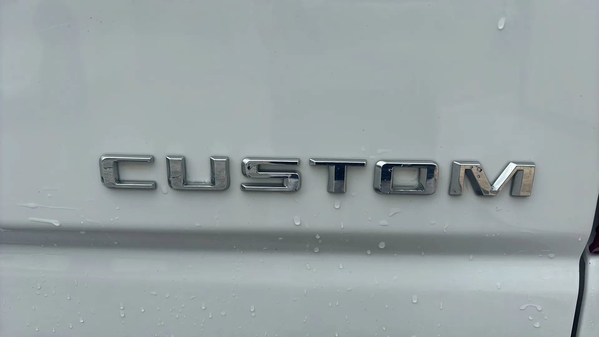 Used 2022 Chevrolet Silverado 2500 Custom w/ Custom Value Package AWD/4WD image 6