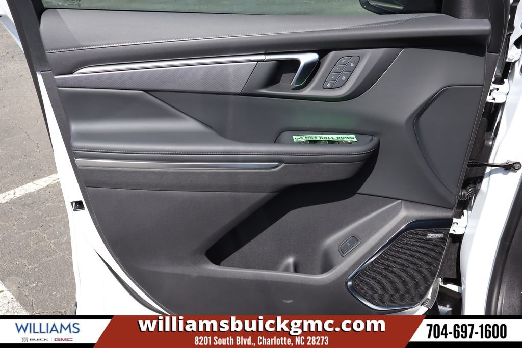 New 2026 Buick Enclave Sport Touring w/ Power Package FWD image 9