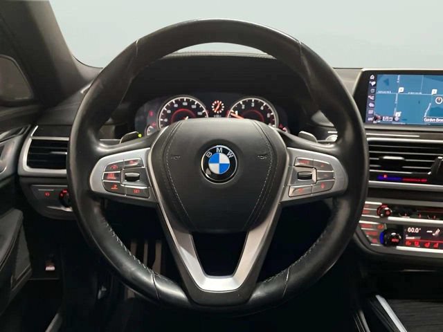 Used 2017 BMW 740i RWD image 14