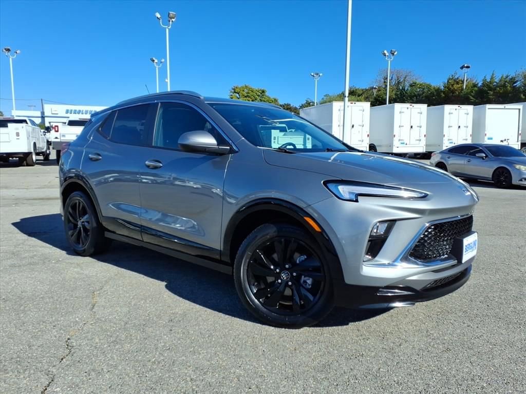 Used 2024 Buick Encore GX Sport Touring w/ Comfort Package image 2