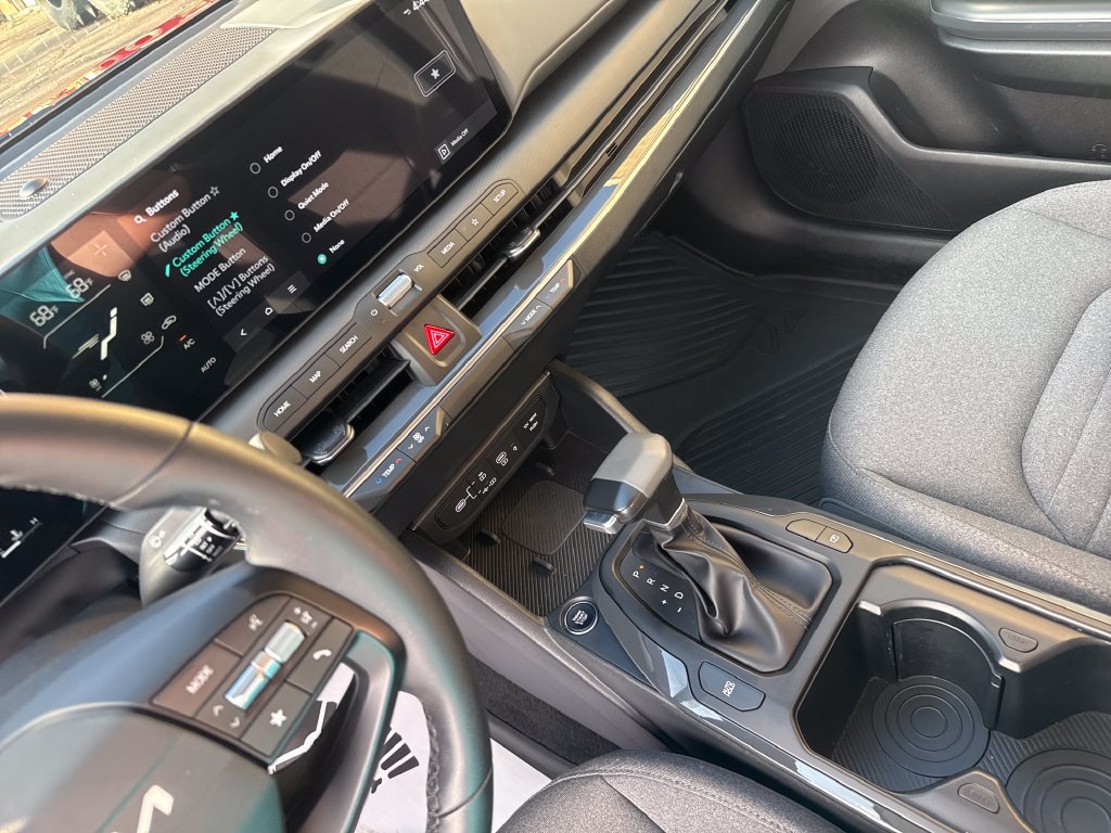 Used 2025 Kia K4 EX FWD image 17