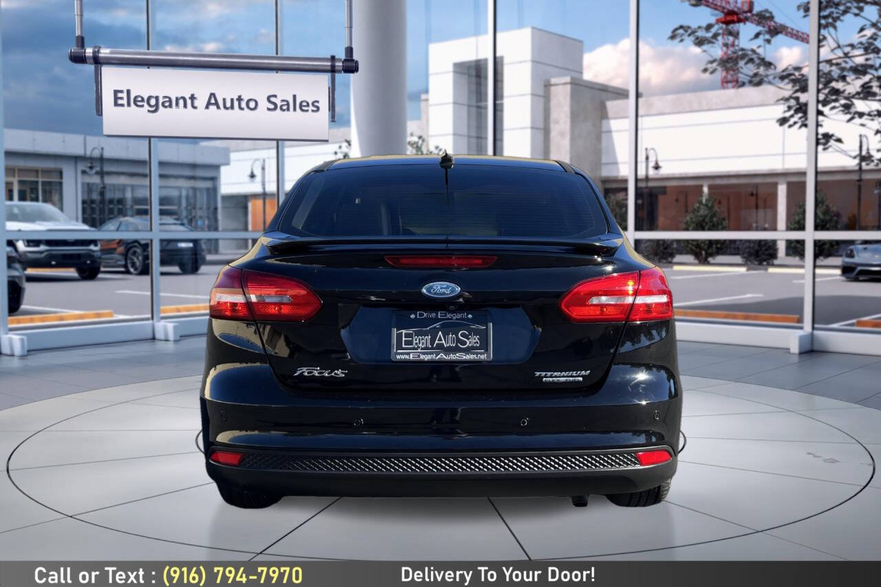 Used 2016 Ford Focus Titanium FWD image 6