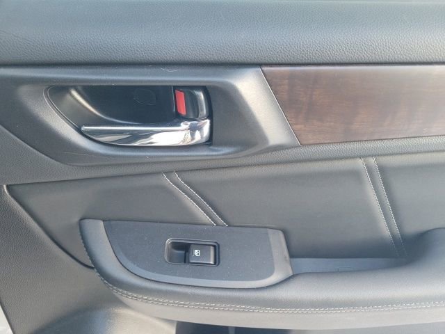 Used 2018 Subaru Outback 2.5i Limited image 23