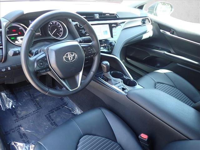 Used 2020 Toyota Camry SE FWD image 9