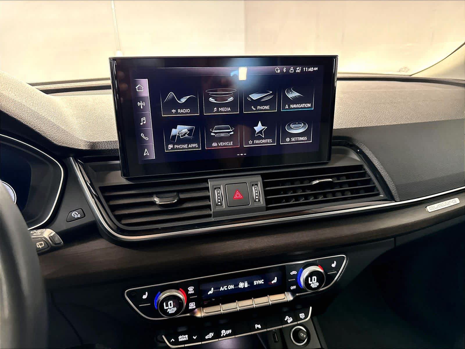Used 2021 Audi Q5 e Premium w/ Convenience Package AWD/4WD image 9