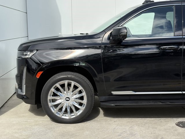 Used 2023 Cadillac Escalade Premium Luxury w/ Performance Package AWD/4WD image 5