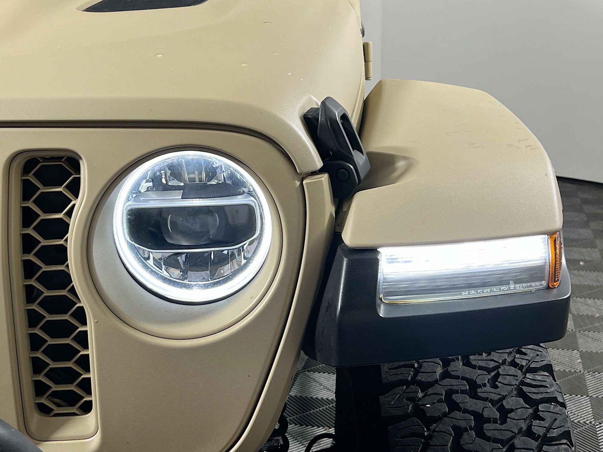 Used 2021 Jeep Gladiator Rubicon image 11