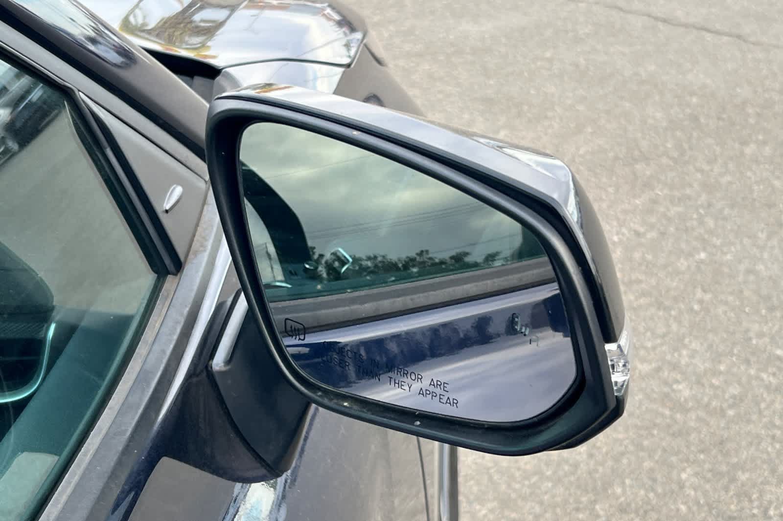 Used 2022 Toyota Highlander XSE AWD/4WD image 19