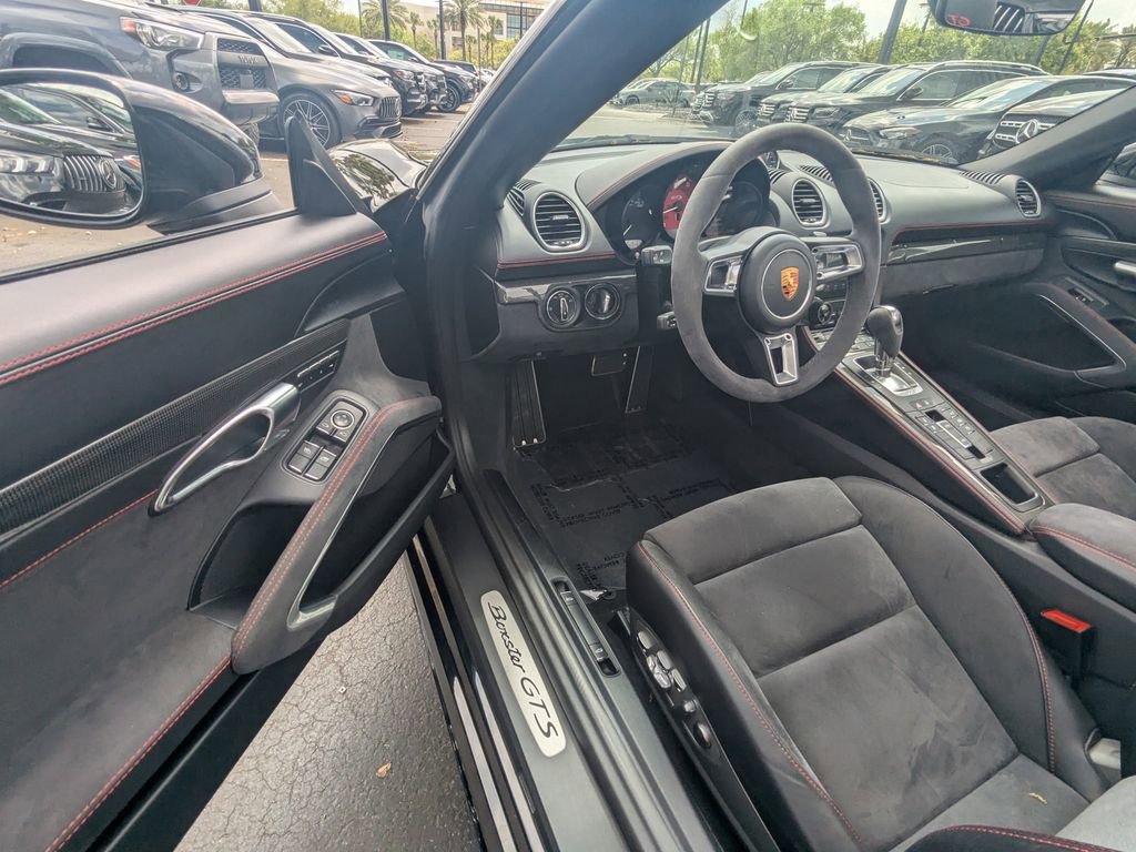 Used 2018 Porsche 718 Boxster GTS image 3