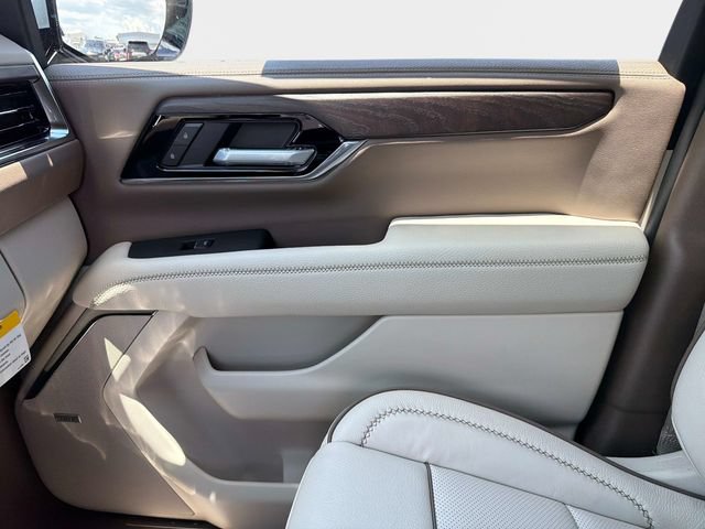 New 2026 GMC Yukon XL Denali w/ Denali Reserve Package AWD/4WD image 22
