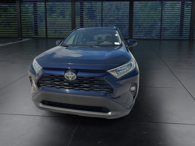 Used 2019 Toyota RAV4 XLE FWD image 3