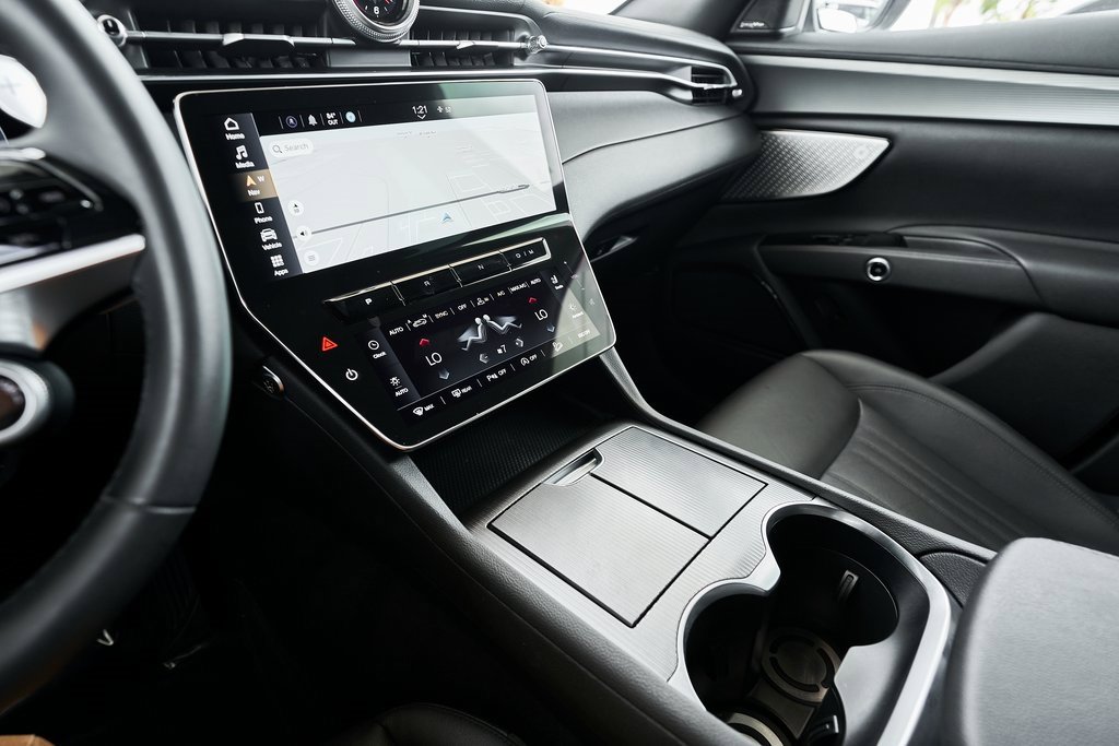 Used 2023 Maserati Grecale GT image 50