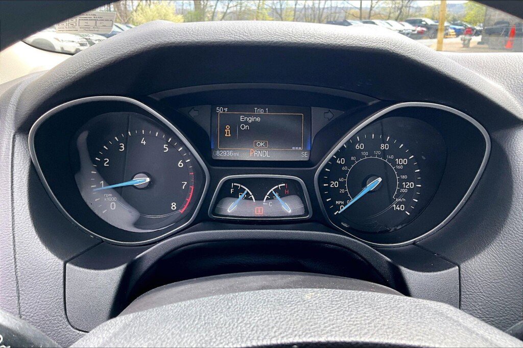 Used 2016 Ford Focus SE FWD image 8
