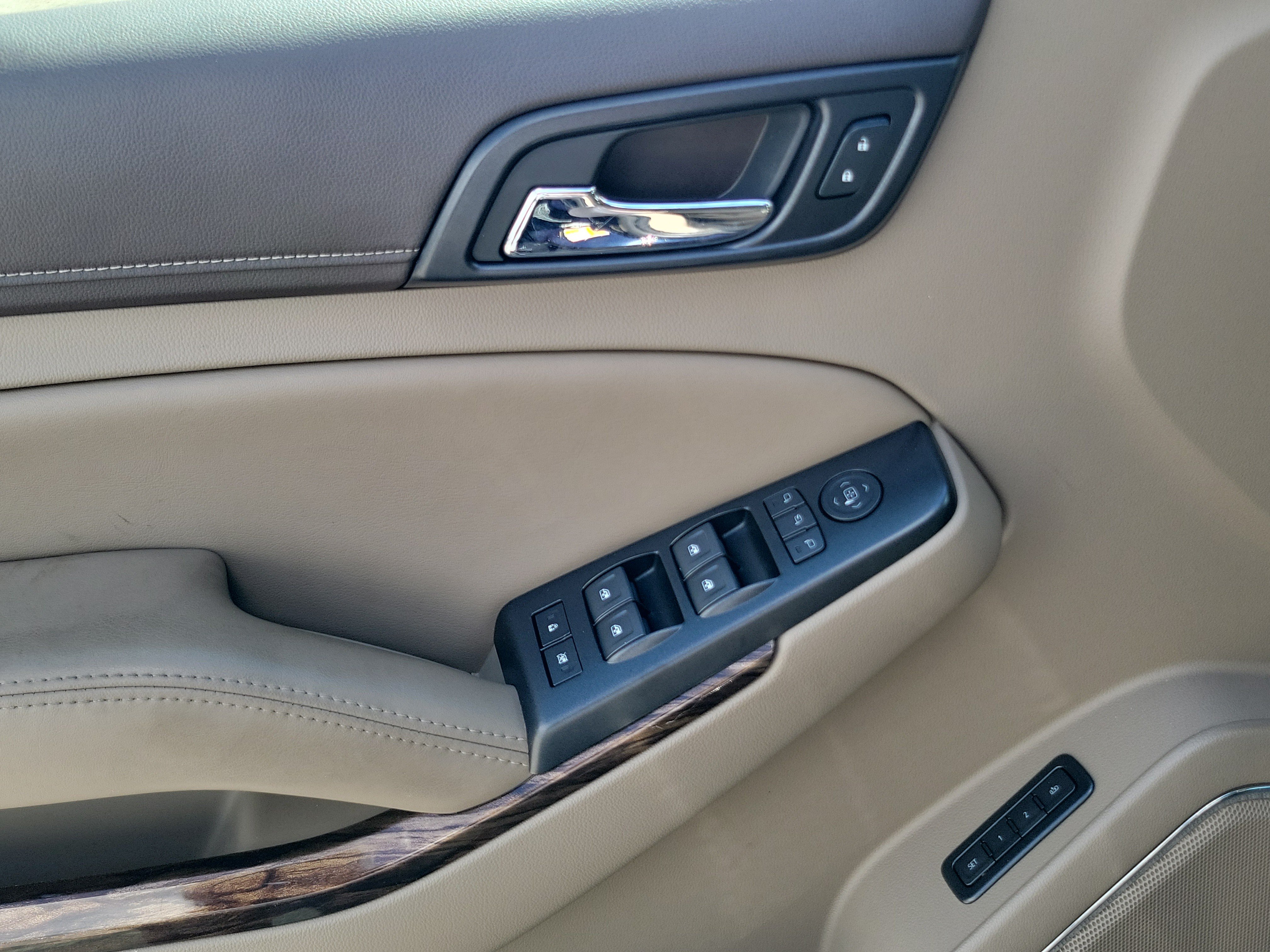 Used 2019 GMC Yukon SLT w/ Open Road Package RWD image 29