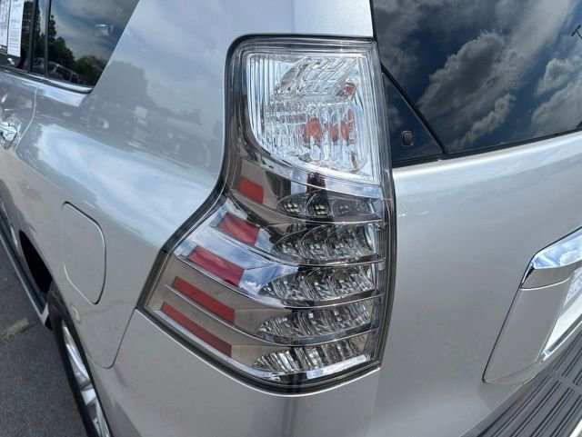 Used 2018 Lexus GX 460 Premium w/ Premium Package AWD/4WD image 10