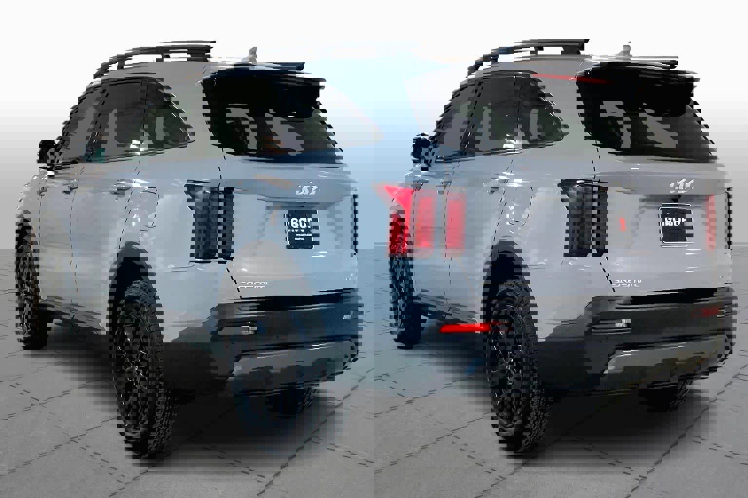 Used 2023 Kia Sorento S w/ Panoramic Sunroof Package image 12