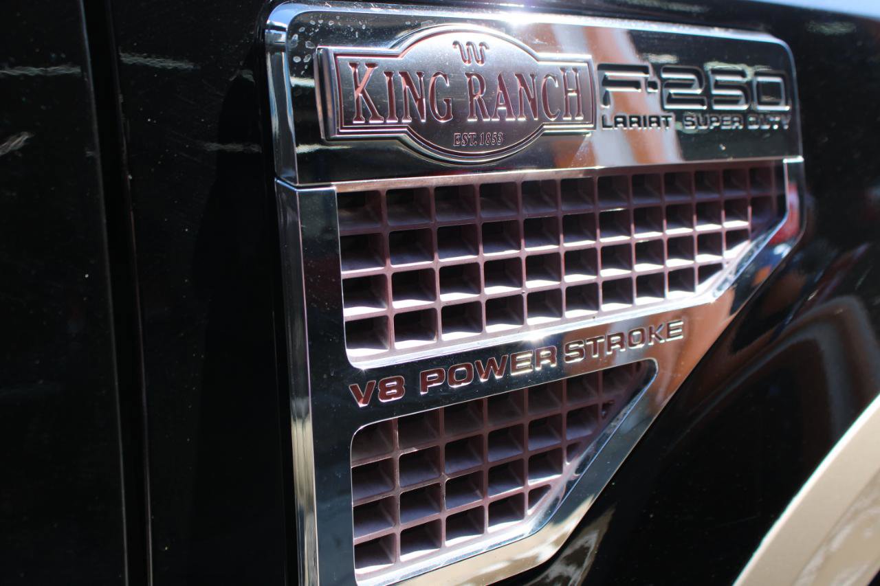 Used 2008 Ford F250 FX4 image 9