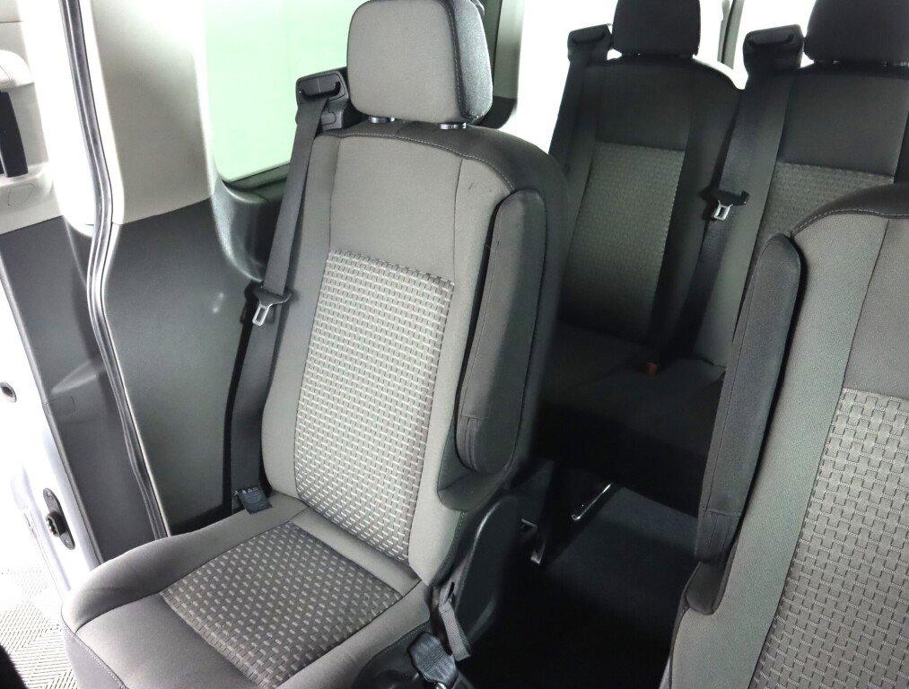 Used 2024 Ford Transit 350 XLT image 35