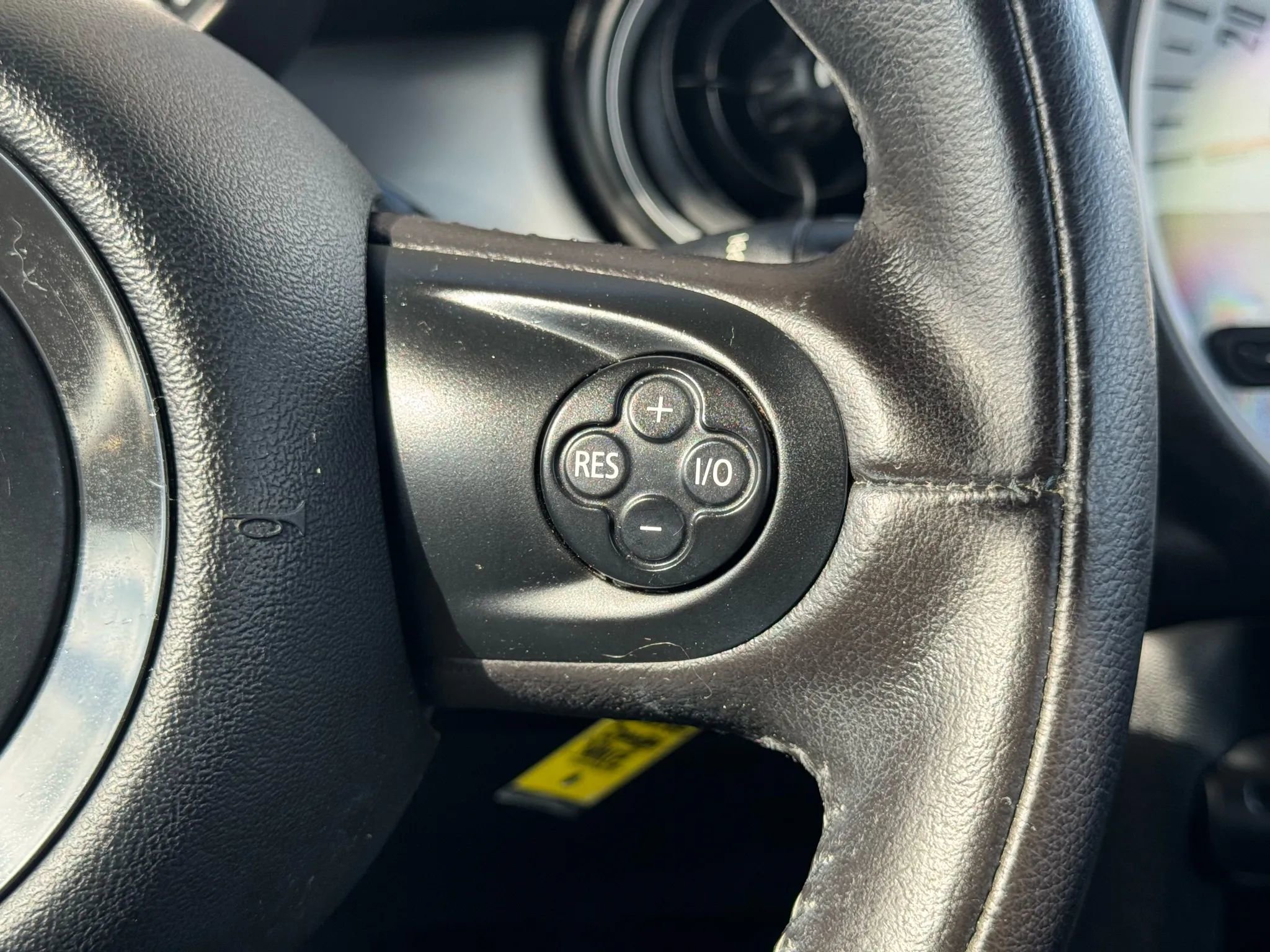 Used 2012 MINI Cooper Convertible image 32