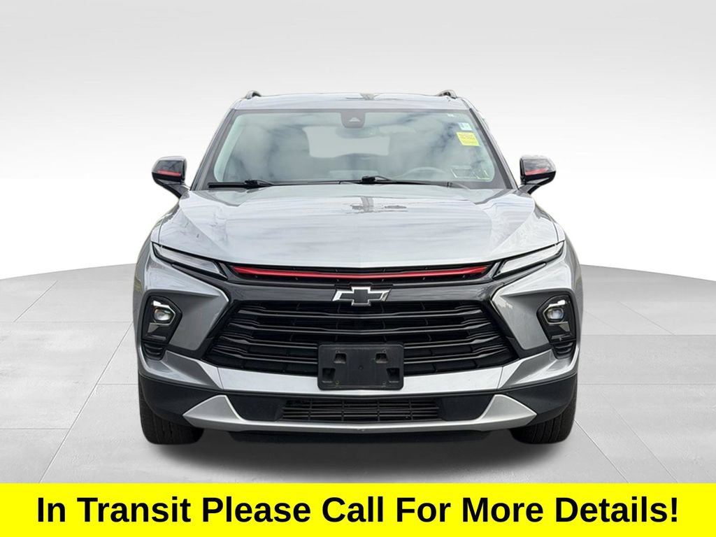 Used 2023 Chevrolet Blazer LT w/ Convenience Package AWD/4WD image 2