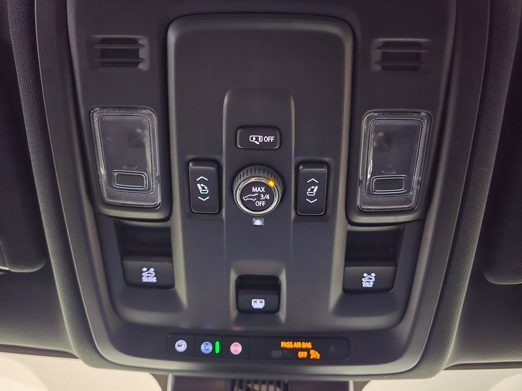 Used 2025 Chevrolet Tahoe RST w/ Comfort Package image 32