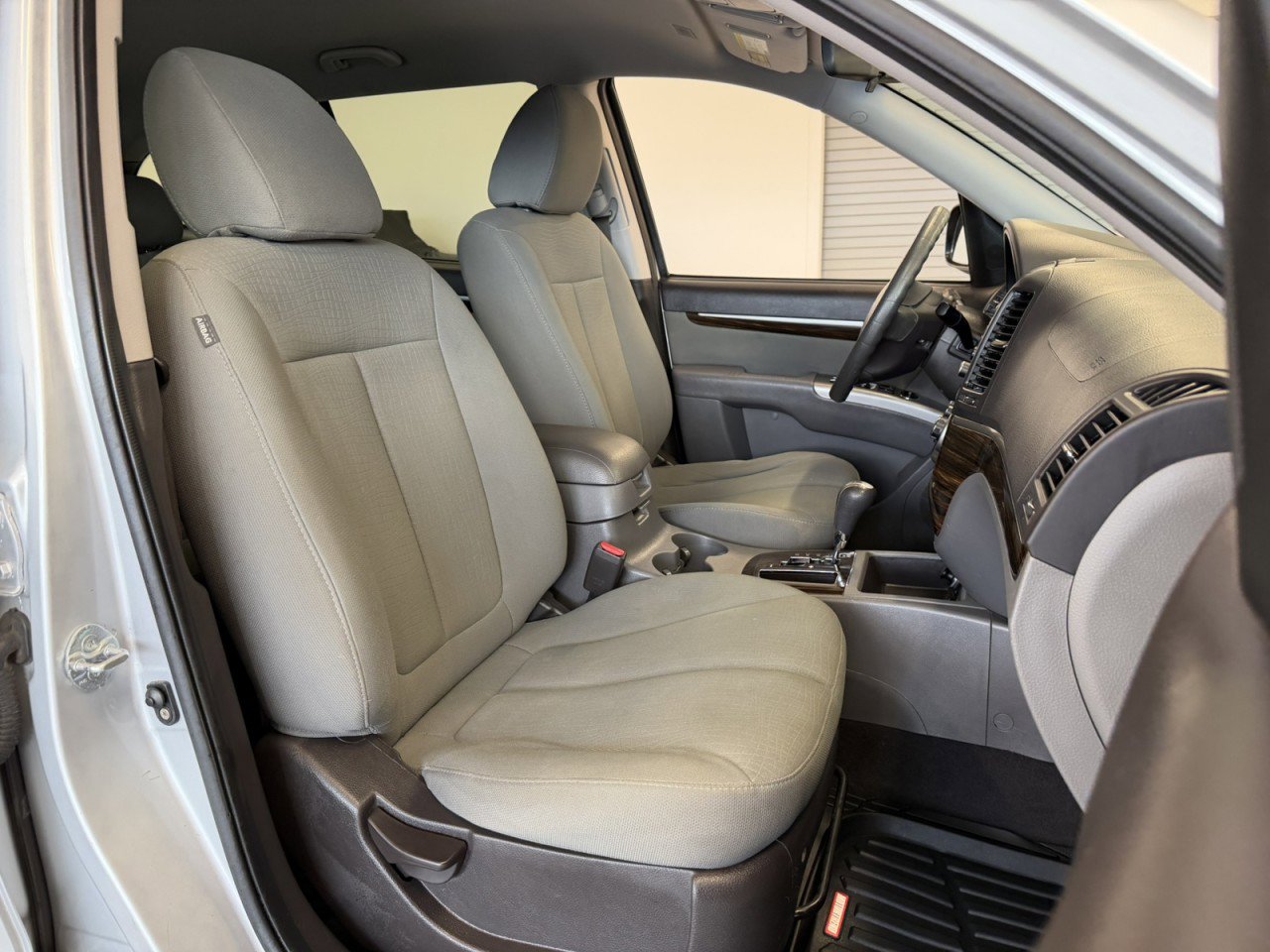 Used 2010 Hyundai Santa Fe GLS image 26