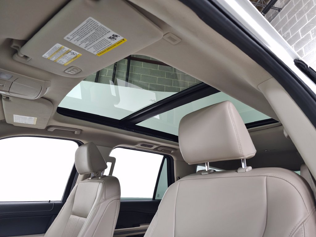 Used 2022 Ford Expedition XLT RWD image 19