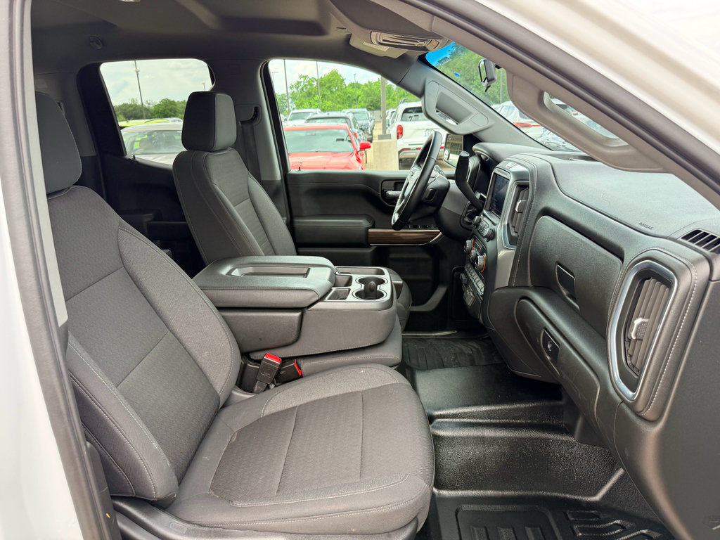 Used 2021 Chevrolet Silverado 1500 LT w/ Safety Package II AWD/4WD image 14