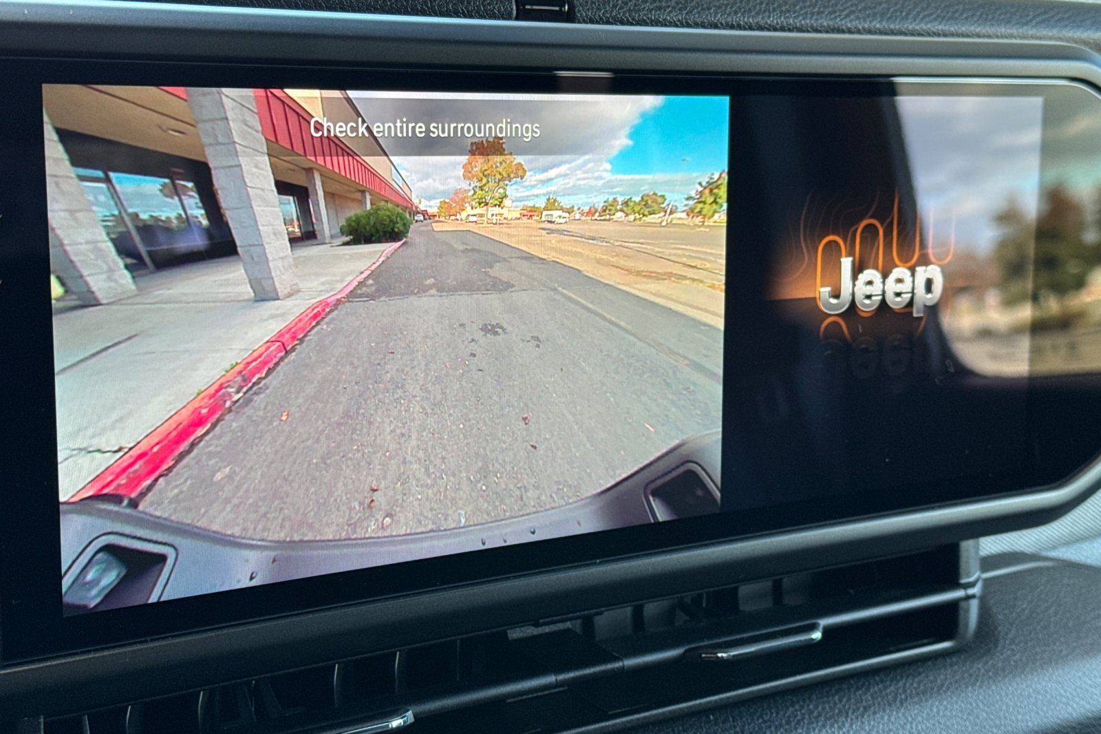 New 2026 Jeep Gladiator Sport image 17