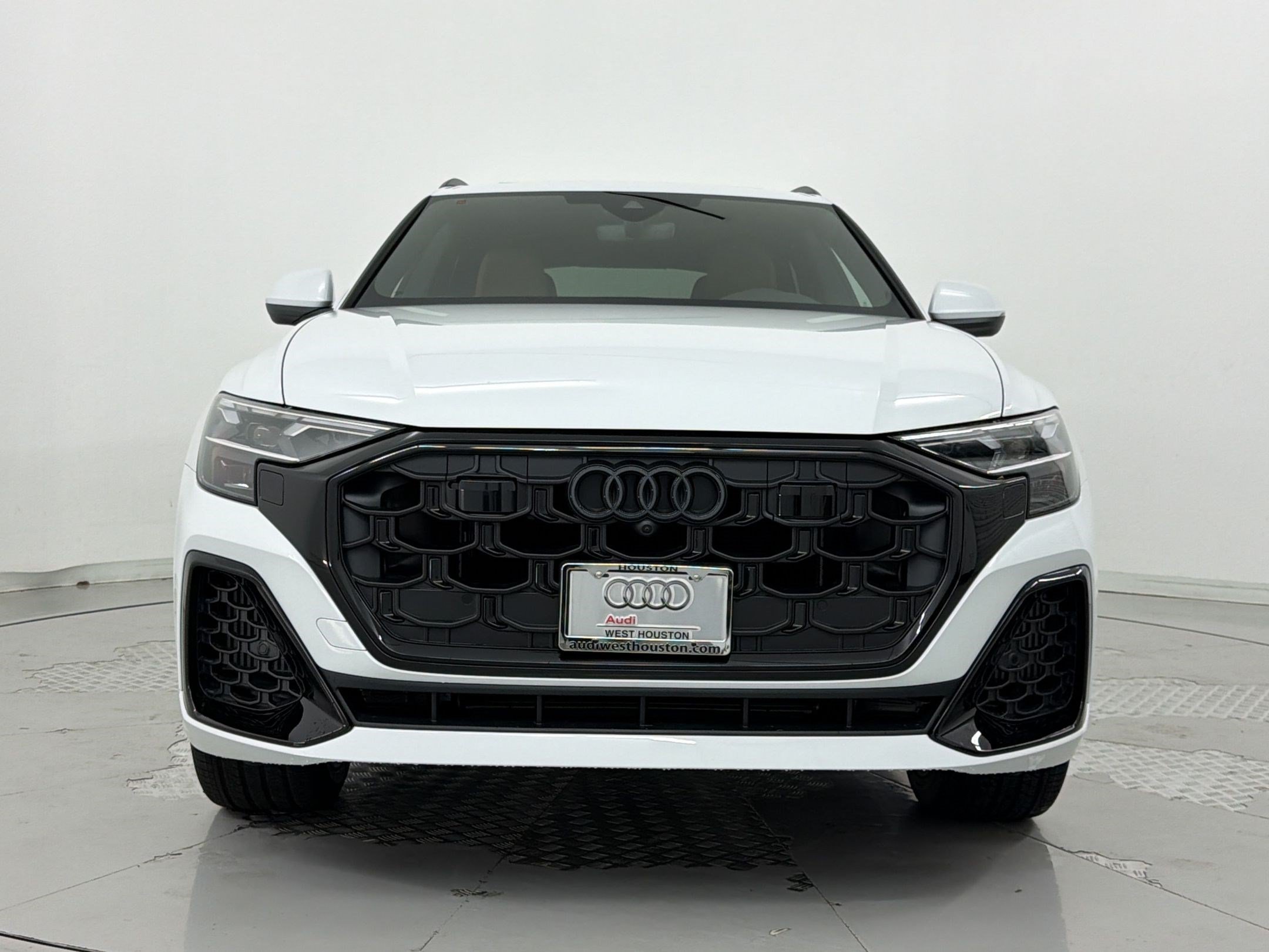 New 2026 Audi Q8 Premium Plus AWD/4WD image 6