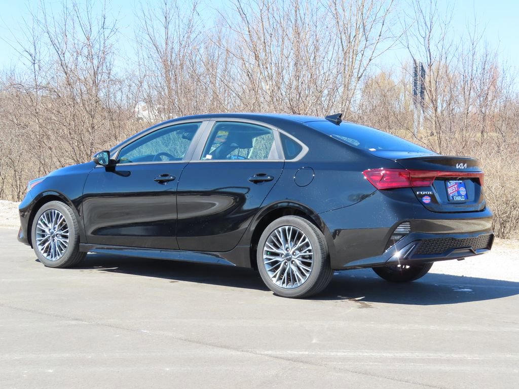 Certified 2023 Kia Forte GT-Line image 18