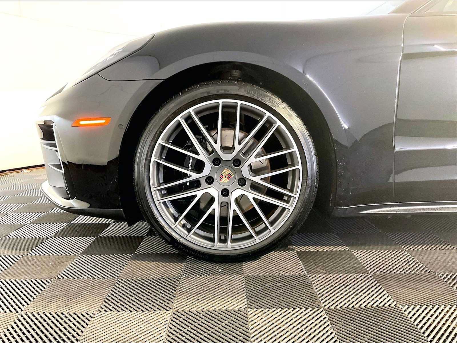 Certified 2026 Porsche Panamera 4 AWD/4WD image 11