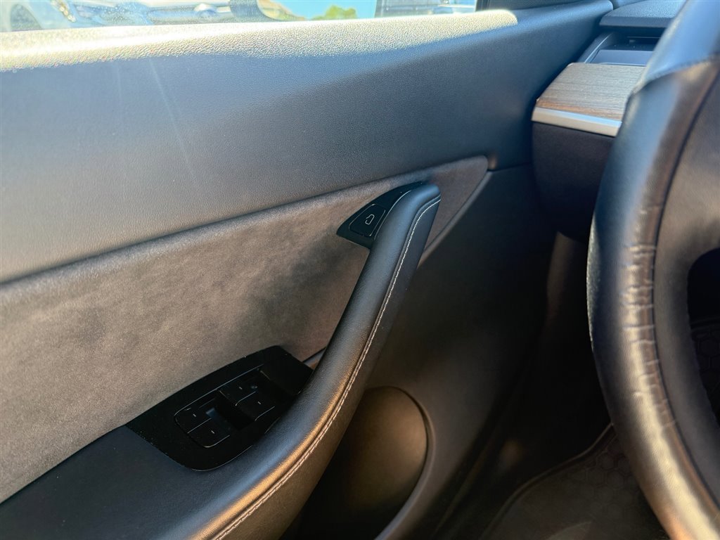 Used 2021 Tesla Model Y 2WD image 20