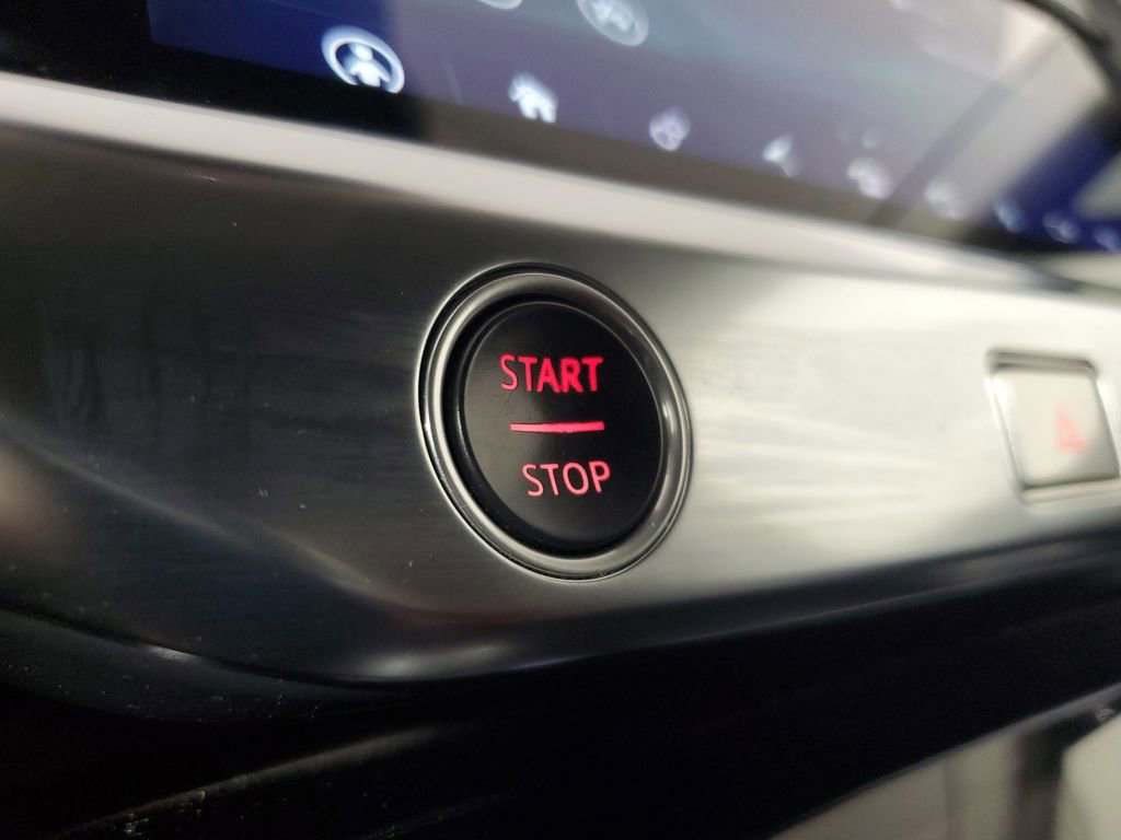 Used 2020 Jaguar I-PACE S image 33