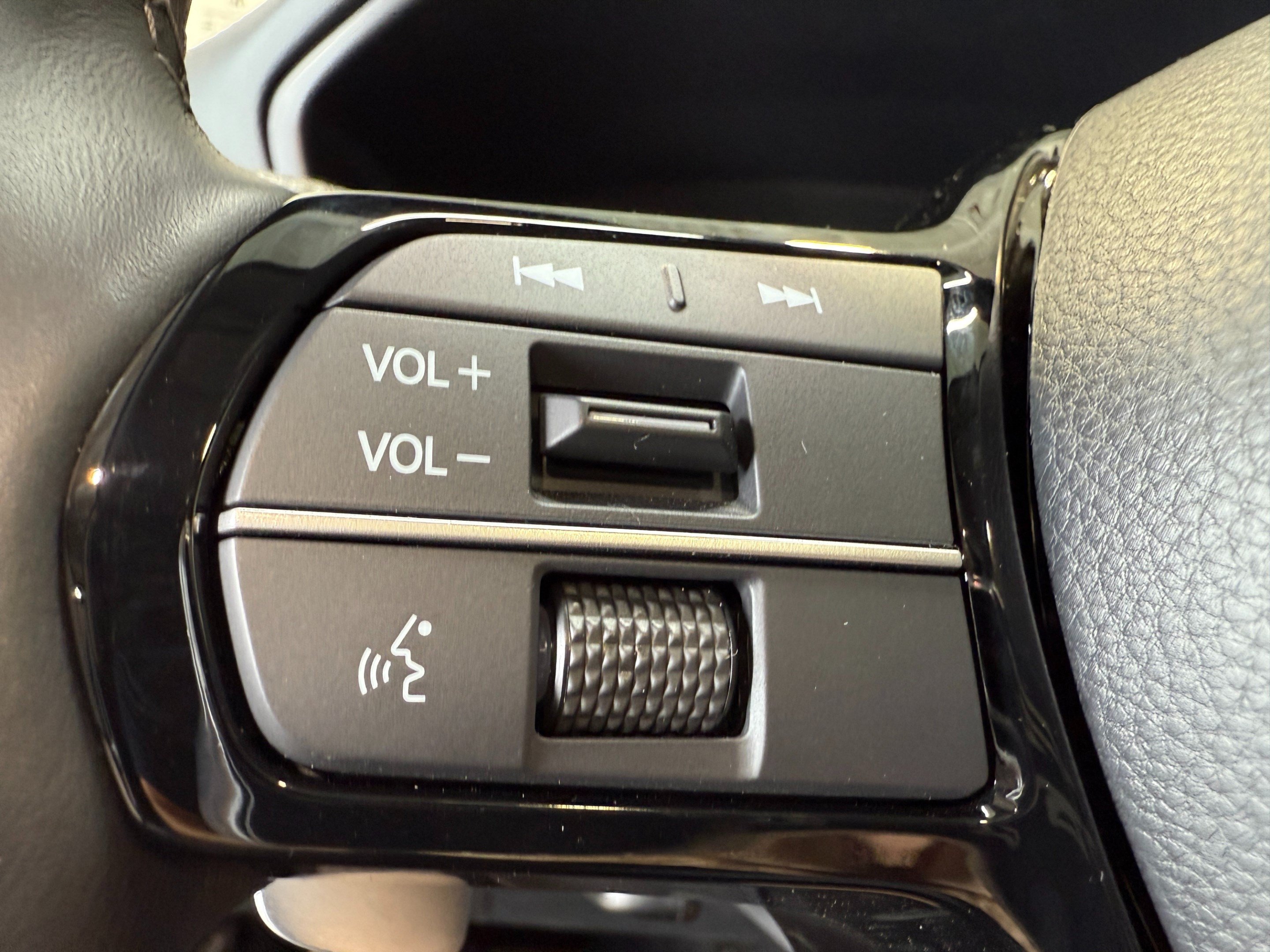 New 2026 Acura ADX FWD image 17