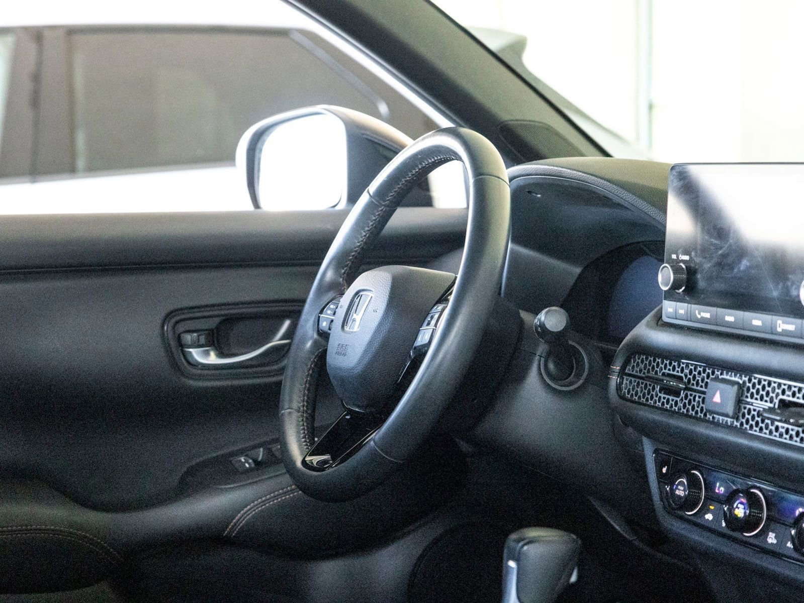 Used 2023 Honda HR-V Sport image 29